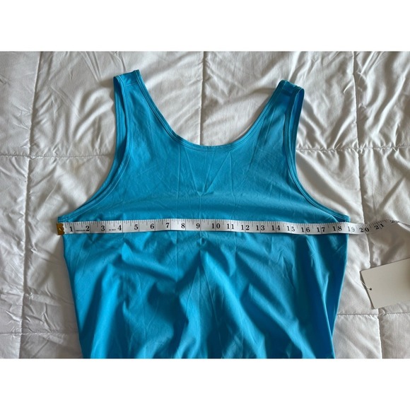 New Size 10 Lululemon Open-Back Running Romper 3" KYBL Kayak Blue Light NWT - Picture 3 of 9
